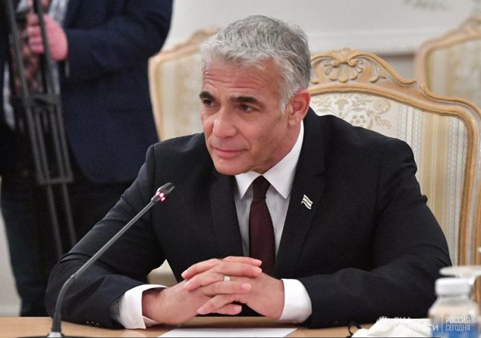 "Avropadakı antisemitizm dalğasından narahatıq"-   Yair Lapid   