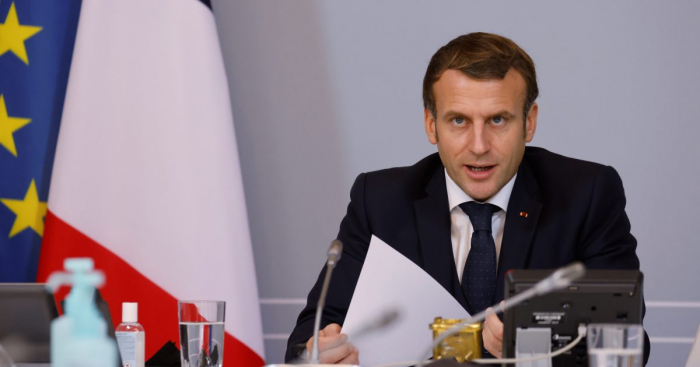 Emmanuel Macron : La France n’envisage pas d’imposer des tests anti-Covid avec les pays de l’UE