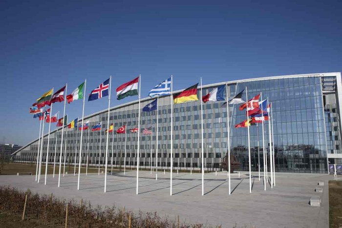 Brüssel sammitində hansı məsələlər müzakirə olunacaq? 