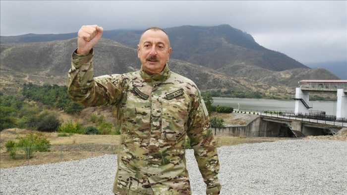     الرئيس إلهام علييف:   افتتاح قاعدة عسكرية في هادروت يكسب أهمية بالغة  