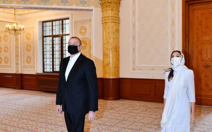  Presidente y Primera Dama visitan la Mezquita Fatimeyi Zahra -  FOTOS  