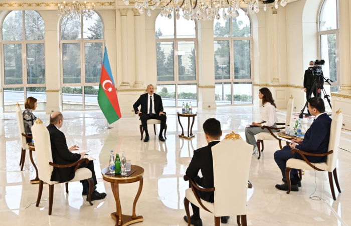     الرئيس علييف:   سنزيد من قدراتنا العسكرية سواء هل وقع على اتفاقية سلام أم لا  