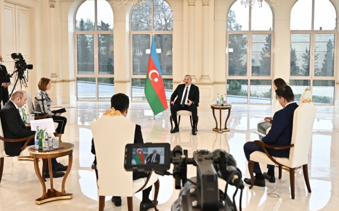   Interview von Präsident Ilham Aliyev mit lokalen Fernsehsendern im Rampenlicht der ukrainischen Medien  