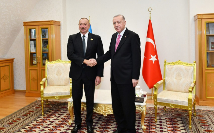  Präsident Aliyev:  Aserbaidschan wird der Türkei in allen Fragen immer zur Seite stehen 