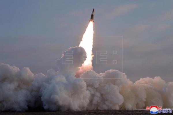 Corea del Norte dice que probó la "precisión" de dos misiles tácticos guiados