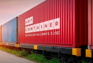 El primer tren de contenedores procedente de Uzbekistán llega al puerto de Alat