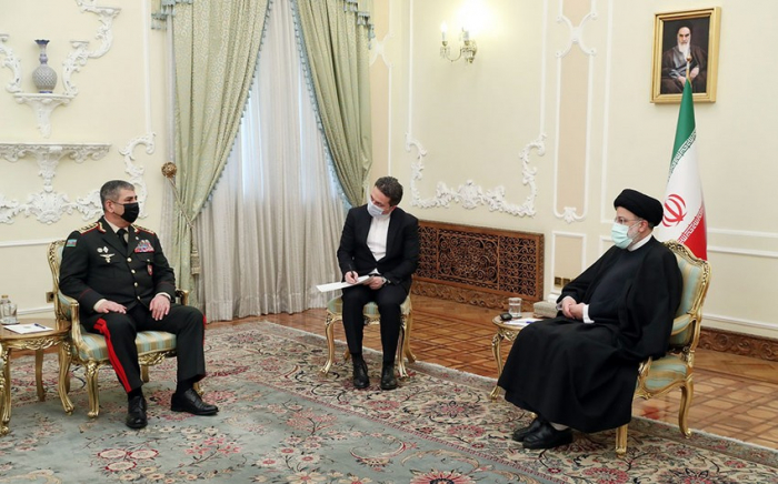 Azerbaijani Defense Minister meets Iranian President 