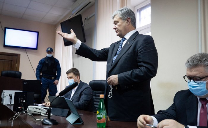 Poroşenko məhkəmə qərarına tabe olmayıb  
