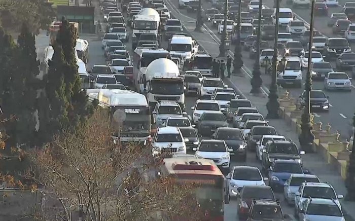 Dövlət Agentliyi sürücülərə müraciət etdi