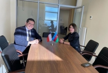 Se discutieron las cuestiones de establecer una cooperación entre la comunidad ajedrecística de Azerbaiyán y Chile