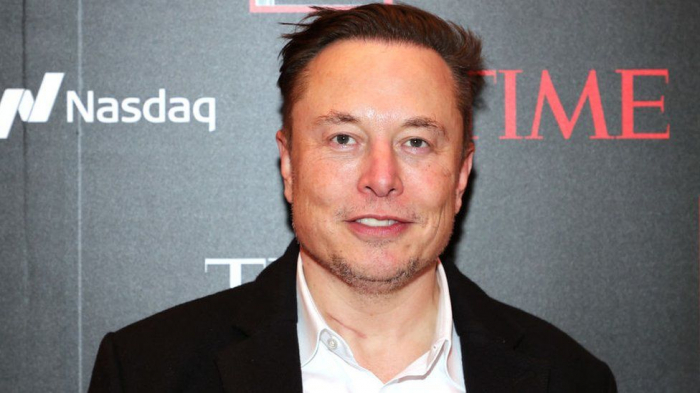 Selon Elon Musk, Joe Biden est une "marionnette chaussette à forme humaine"