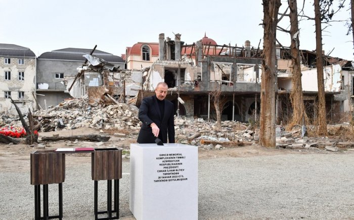  Prezident Gəncə Memorial Kompleksinin təməlini qoyub 