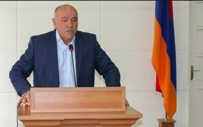   Zəngəzurun qubernatoru    saxta diplom    alıbmış   
