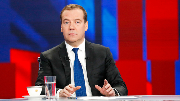 "Rusiya böyük miqrant axınına hazır olmalıdır" -    Medvedev   