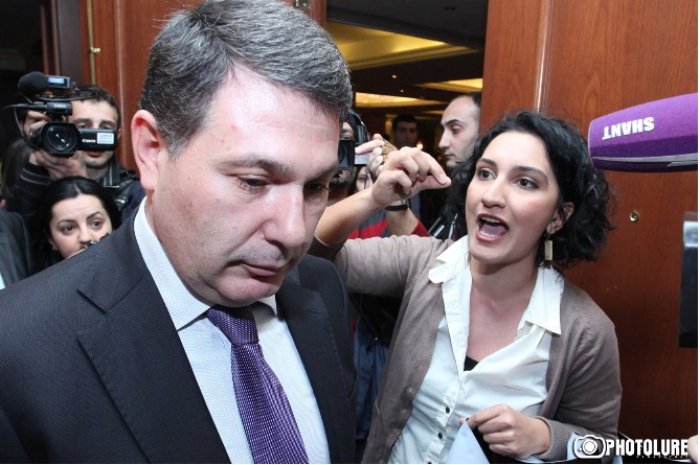    Ermənistanın keçmiş təbiəti mühafizə naziri    14 milyon dollar    rüşvət alıb    