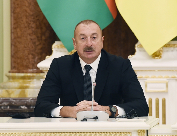 "Cette visite en Ukraine sera une bonne base pour les années à venir", dit le président azerbaïdjanais