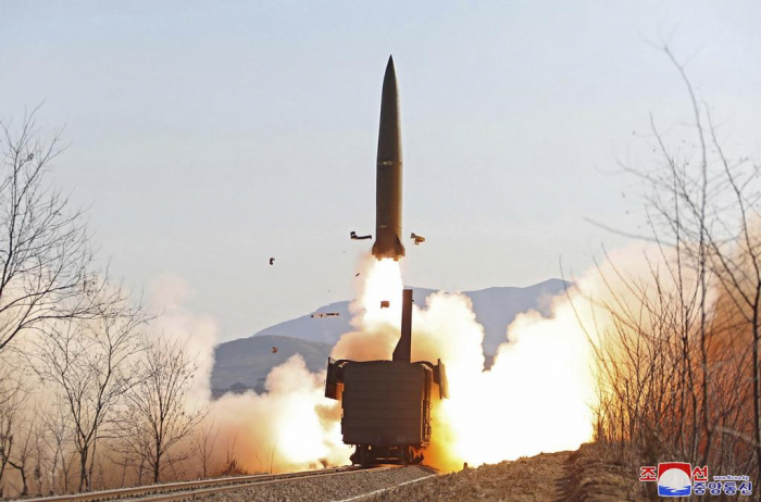 La Corée du Nord a lancé 2 missiles depuis une plate-forme ferroviaire