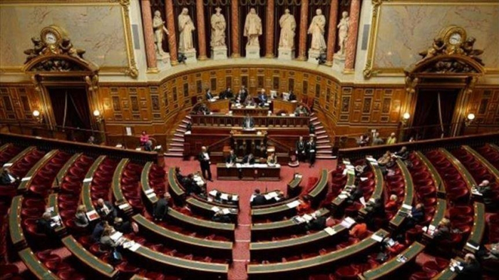 Les sénateurs français valident le projet de loi sur l’interdiction du voile 