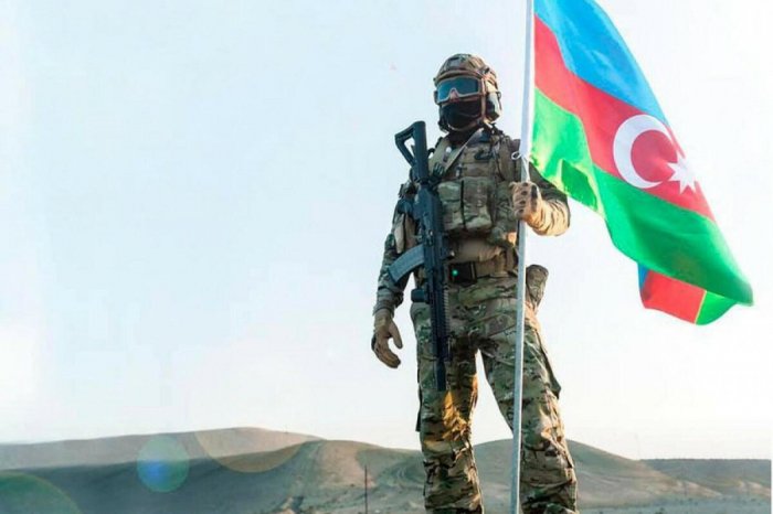    Daha iki qurumun hərbçilərinə    “Müharibə veteranı”    adı verildi    