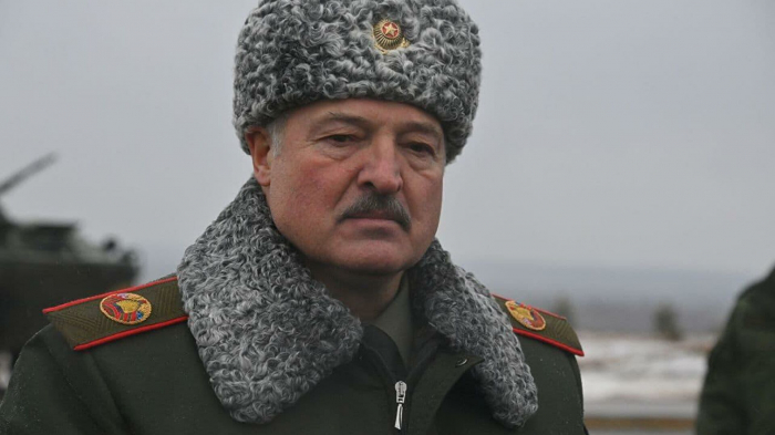    "Zelenski yalan danışmasın, heç kim Kiyevi bombalamadı" -    Lukaşenko      