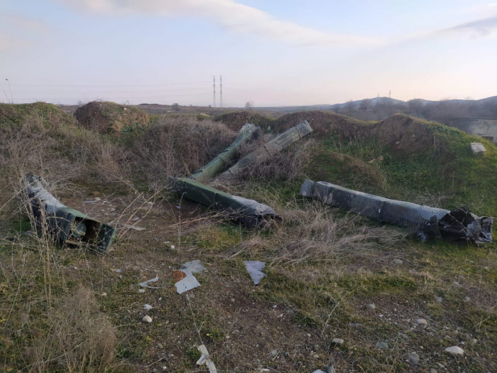   In Füzuli wurden etwa 20 von Armeniern zurückgelassene Raketen gefunden  