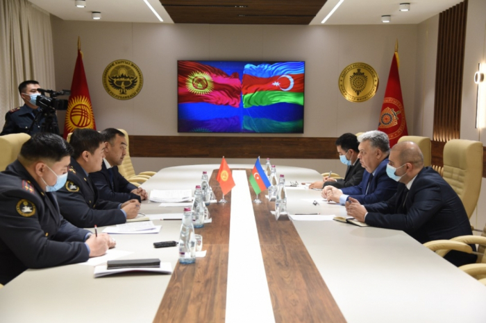 بحث قضايا التعاون الأمني بين أذربيجان وقيرغيزستان