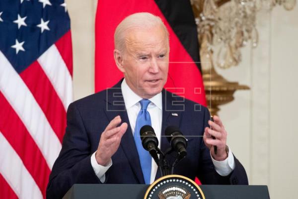 Biden descarta enviar tropas para sacar a los estadounidenses de Ucrania