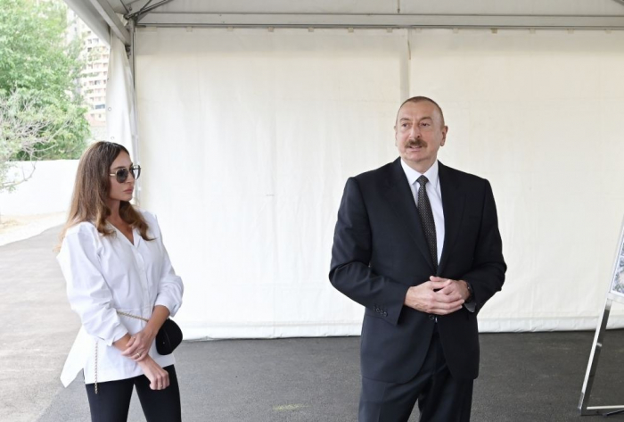  Präsident Aliyev und First Lady Mehriban Aliyeva besuchen Agdam 
