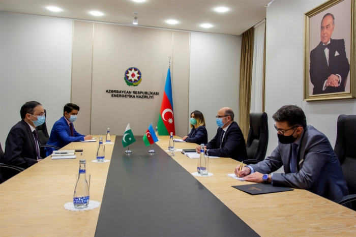 مناقشة فرص توسيع التعاون في مجال الطاقة بين أذربيجان وباكستان