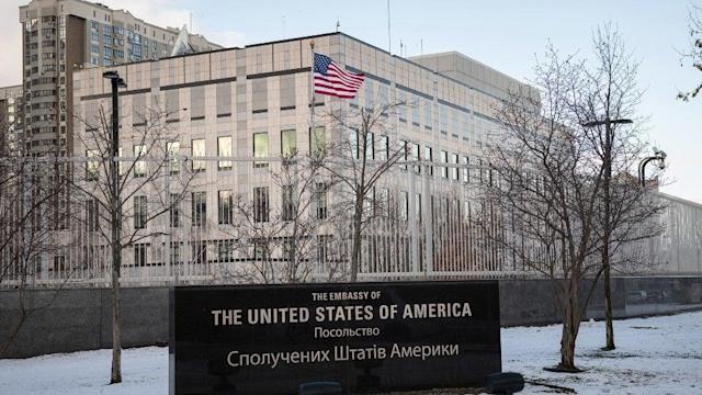 US Embassy in Kyiv closing amid threat of Russian invasion