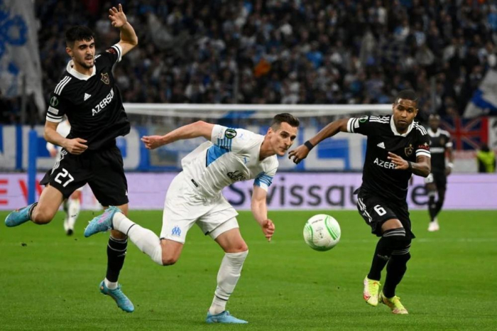   Armenian fans resort to provocation at Marseille vs Qarabag FC match -   PHOTO    