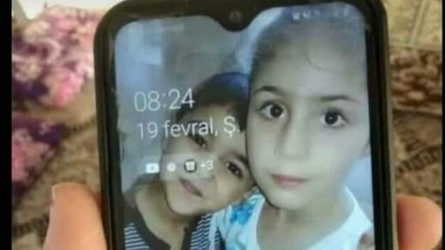    Zərdabda evdə yanan qızın və yaralı qardaşının    FOTOSU     
   