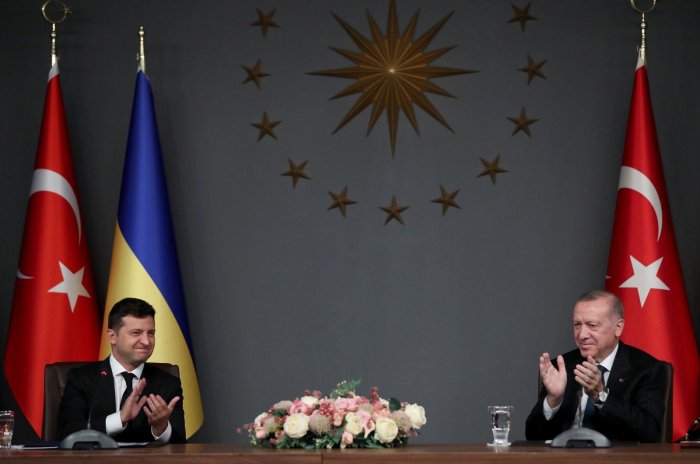 Zelensky to discuss recognition of so-called "DNR", "LNR" by Russia with his Turkish counterpart