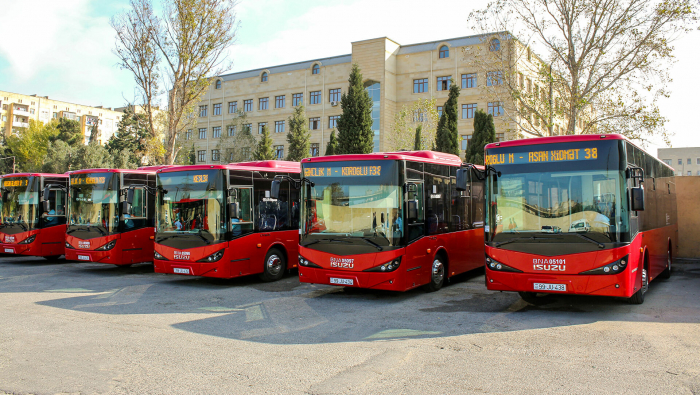  Neue Busse nach Baku gebracht  - FOTO