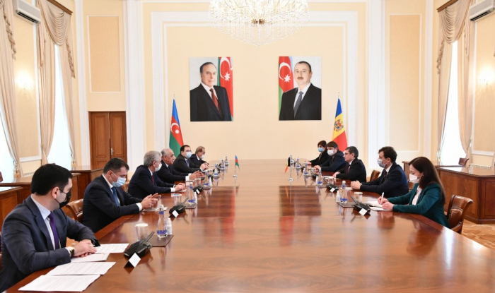 Azerbaijan’s prime minister meets with Moldovan parliament speaker