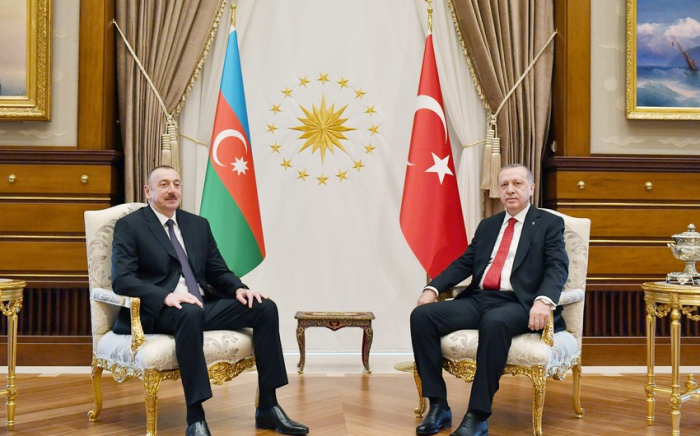     Ilham Aliyev diskutierte mit Armenien, Armenien und der Ukraine    