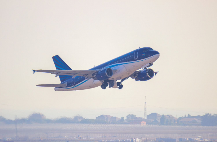   Azerbaijan Airlines changes route on flights from Baku to Moscow  