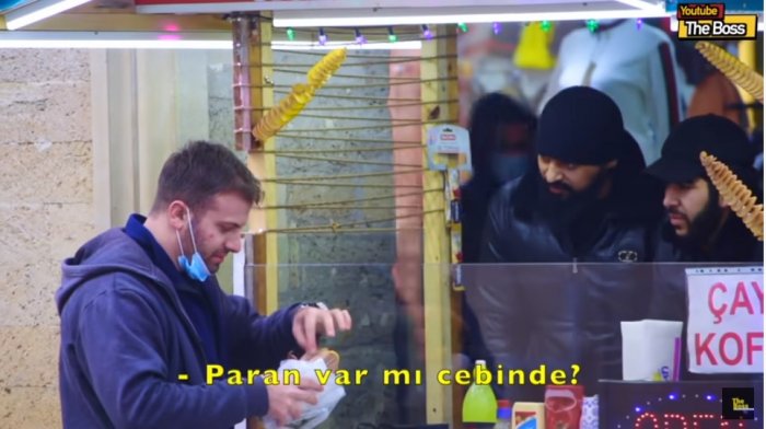  Ac qalan türklərə Bakıda  kömək edən oldumu? -   Eksperiment      