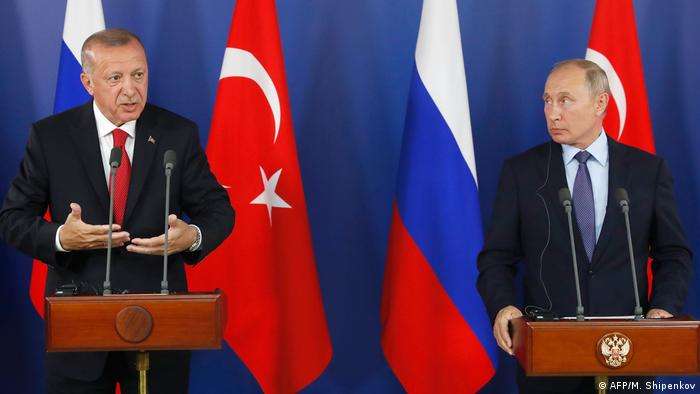    Ərdoğanla Putin arasında telefon danışığı olub     
