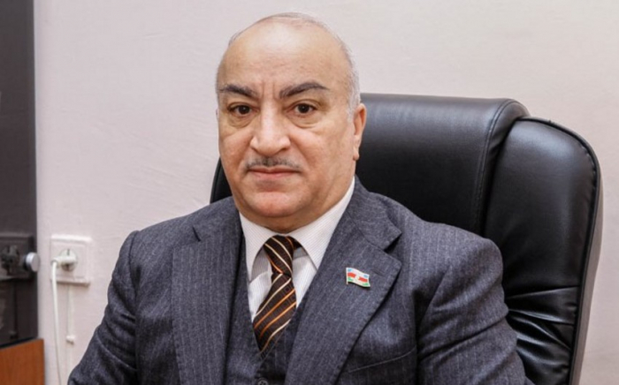       AQTA deputatı səhv çıxardı:    "1400 manat cərimə yoxdur"   