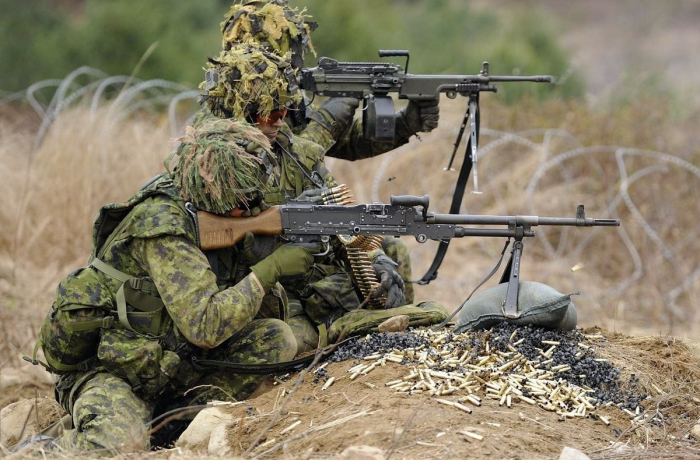 Kanada Ukraynaya yeni silahlar göndərəcək