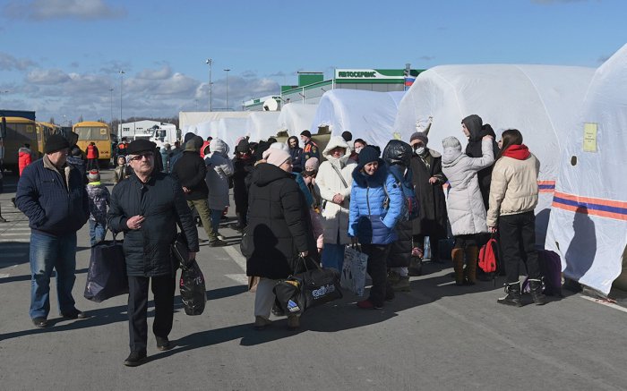    Donbass və Luqanskdan  Rusiyaya qaçanların sayı artır    