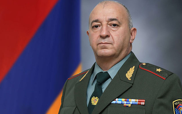    Ermənistanda hərbi kəşfiyyat rəisi işdən çıxarıldı   
   