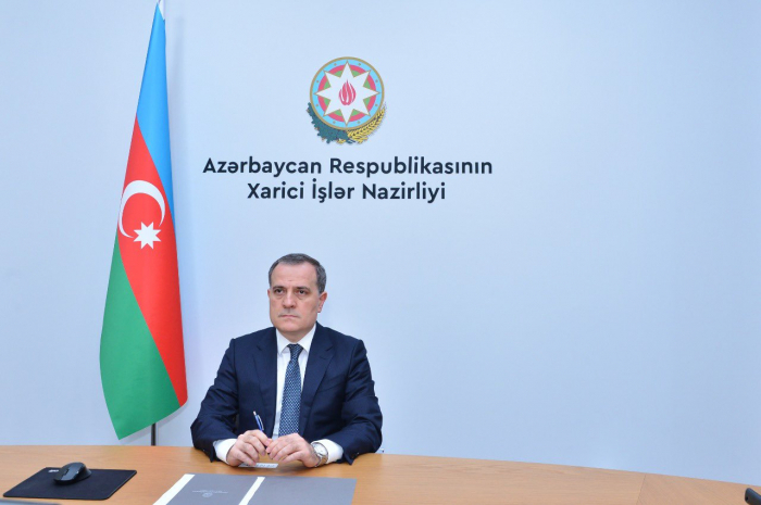     جيهون بيراموف:   العلاقات بين أذربيجان والمجر تتطور بشكل مكثف  