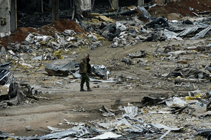 Donetsk hava limanı yaxınlığında partlayış baş verib 