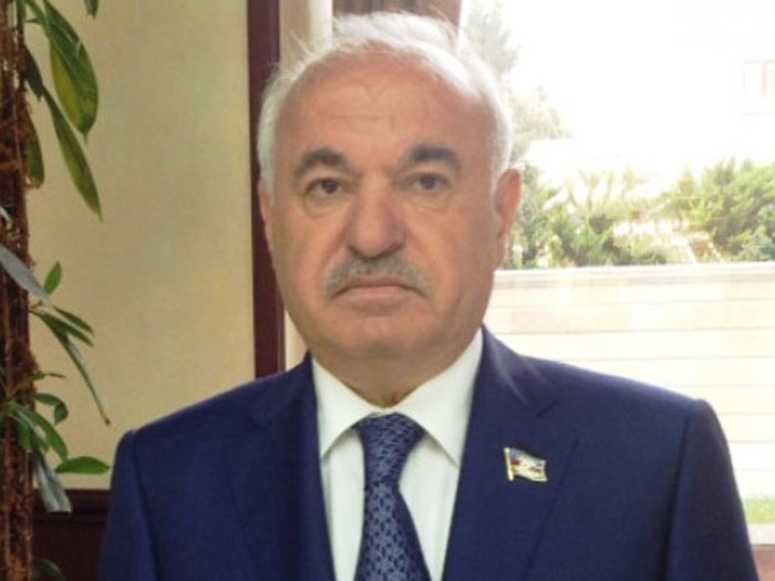    Hakim Elton Məmmədova qarşı xüsusi ittihamı rədd etdi     
