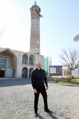   Presidente Ilham Aliyev hace un llamamiento a los empresarios  