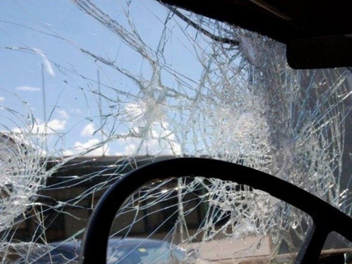    "Mercedes" körpüdən aşdı -    Bir ailənin üç üzvü öldü        
