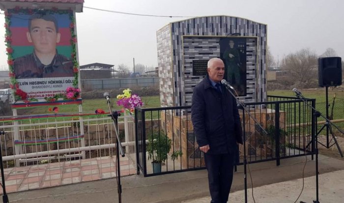 Saatlıda    Şəhid Bulağı    açılıb