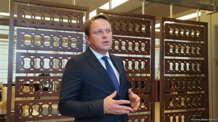    "Hesab edirik ki, Azərbaycan Qərbi Balkanlara da yardım edə bilər" -    Oliver Varhelyi      